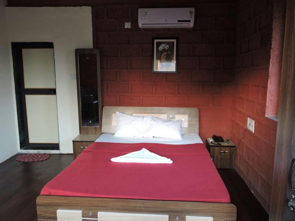 Prathamesh Resort Murūd Exteriér fotografie